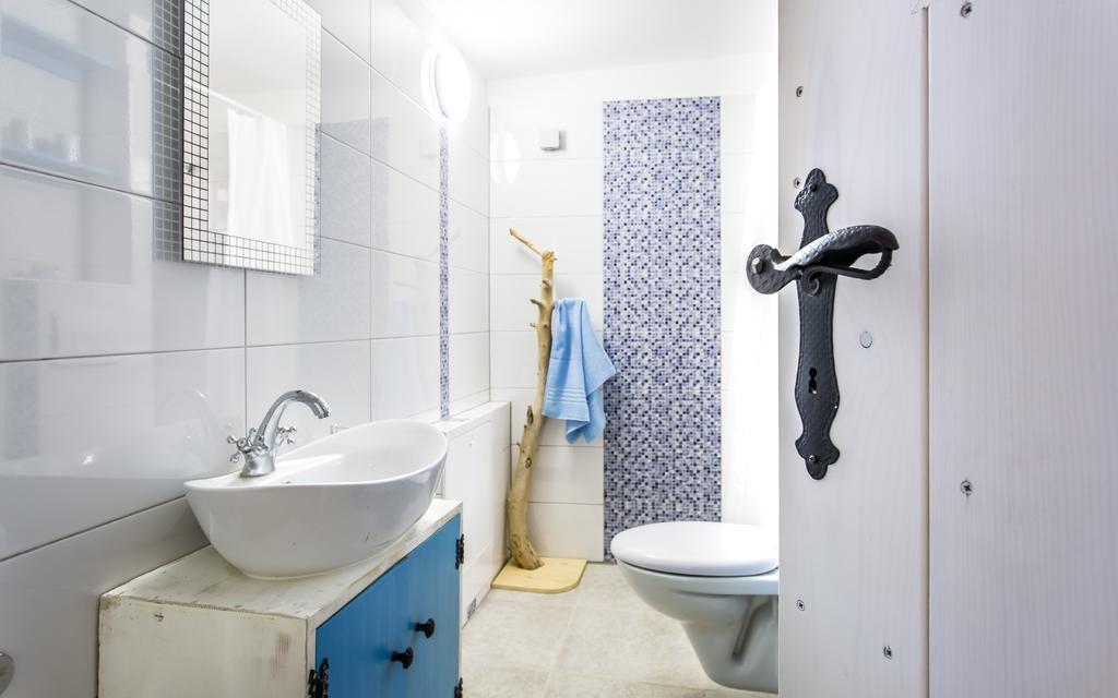 Villa Cima Vrbnik Eksteriør billede
